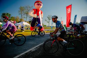 BIB: 
                            <button type="button" onclick="openModal(26179457)" class="btn btn-primary btn-sm float-right btn-popup" data-toggle="modal" data-target=".modal-high-quality">
                        <i class="fas fa-shopping-cart"></i> Add to Cart
                    </button>
                                            <button type="button" onclick="isThisMe(26179457, true)" class="btn btn-success btn-sm float-right btn-popup btn-isme hidden" data-toggle="tooltip" data-placement="bottom" title="นี่คือรูปของคุณใช่ไหม คลิกที่นี่เพื่อเอาเข้าอัลบั้ม">
                        <i class="fas fa-plus"></i> Add to album
                    </button>
                    <button type="button" onclick="isThisMe(26179457, false)" class="btn btn-warning btn-sm float-right btn-popup btn-isnotme hidden">
                        <i class="fas fa-ban"></i> Remove from album
                    </button>